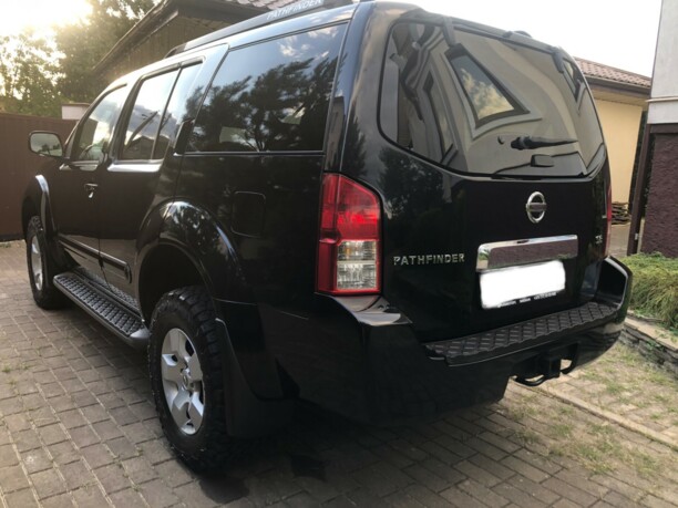 Nissan Pathfinder R51, 7 мест, 2006 г.