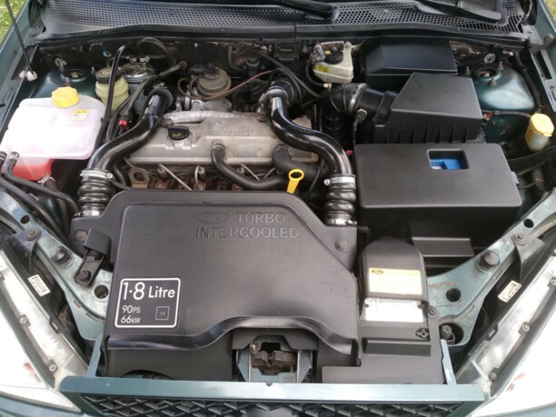 Ford Focus I · Рестайлинг, 2001 г.