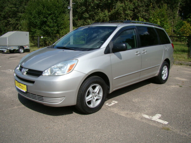 Toyota Sienna II (XL20), 7 мест, 2003 г.