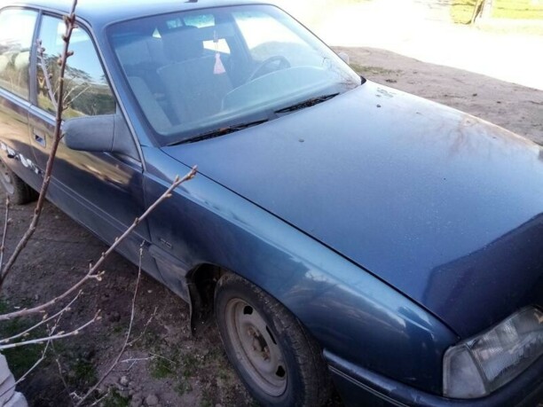 Opel Omega A, 1988 г.