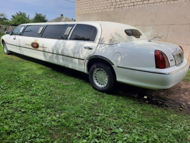 Lincoln Town Car III, 1998 г.