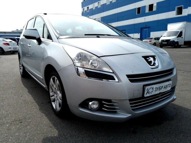Peugeot 5008 I, 7 мест, 2011 г.