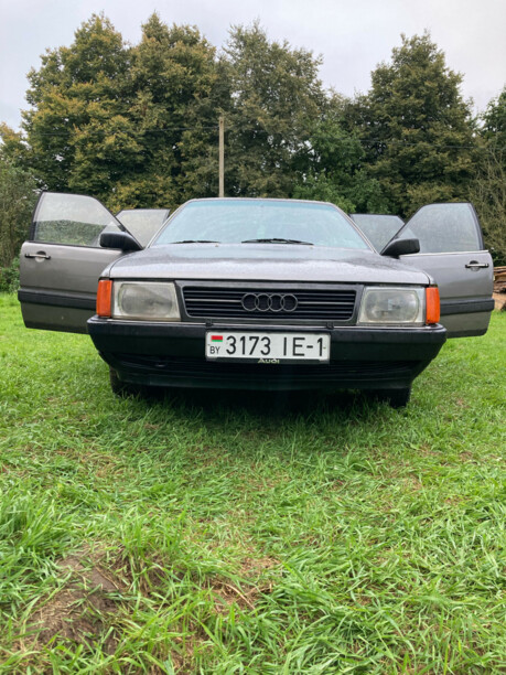 Audi 100 С3, 1985 г.