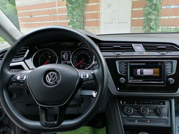 Volkswagen Touran III, 7 мест, 2016 г.
