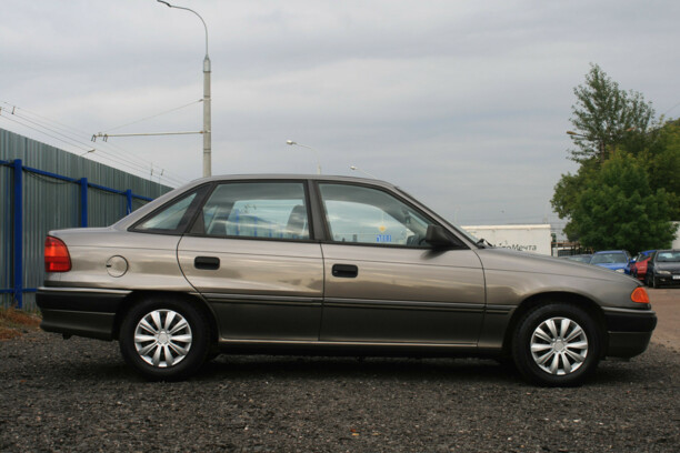 Opel Astra F, 1992 г.