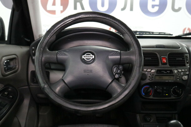 Nissan Almera II (N16), 2000 г.