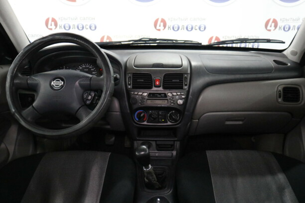 Nissan Almera II (N16), 2000 г.