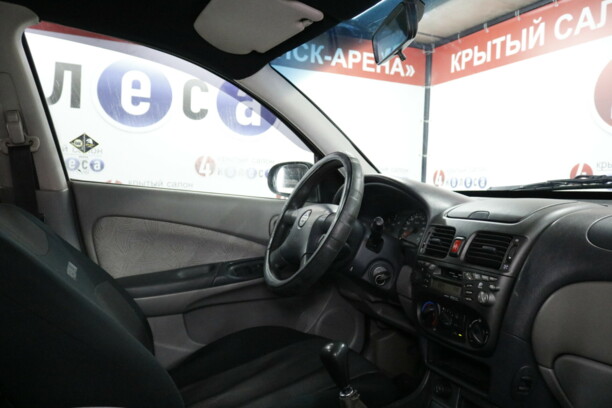 Nissan Almera II (N16), 2000 г.