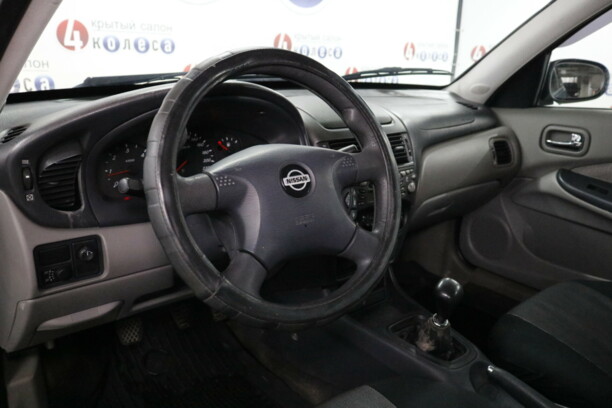 Nissan Almera II (N16), 2000 г.