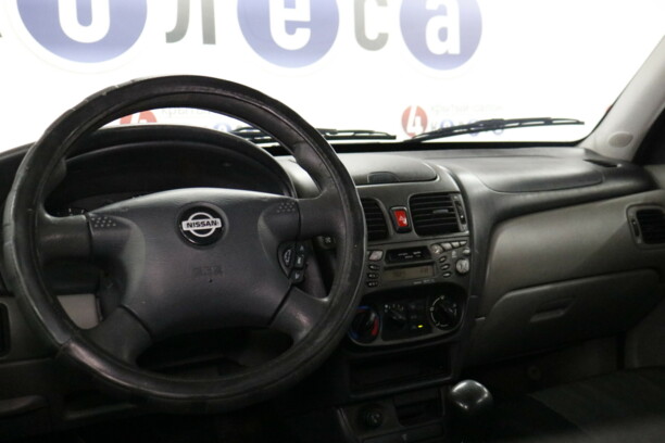 Nissan Almera II (N16), 2000 г.