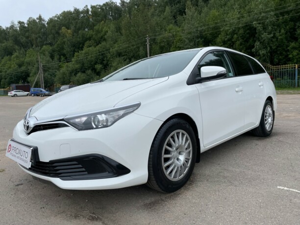 Toyota Auris II (E180) · Рестайлинг, 2017 г.