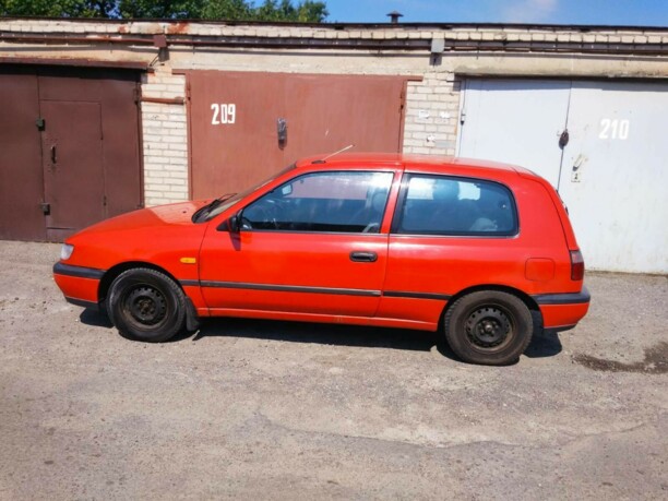 Nissan Sunny N14, 1994 г.