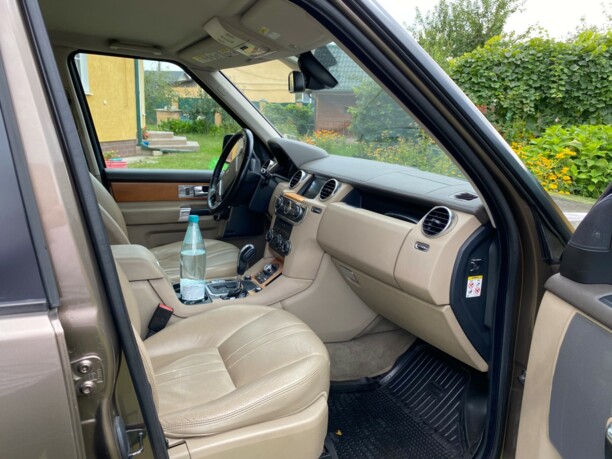 Land Rover Discovery IV, 7 мест, 2012 г.