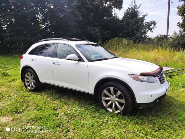 Infiniti FX I, 2003 г.