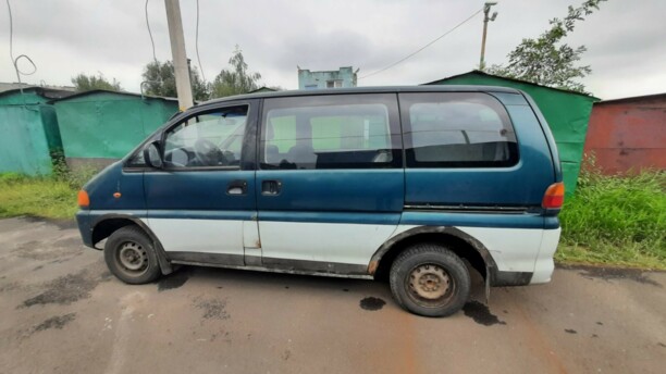 Mitsubishi Space Gear I, 1995 г.
