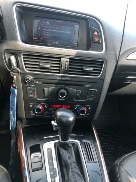 Audi Q5 8R, 2009 г.