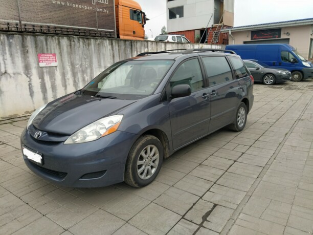 Toyota Sienna II (XL20) · Рестайлинг, 7 мест, 2006 г.