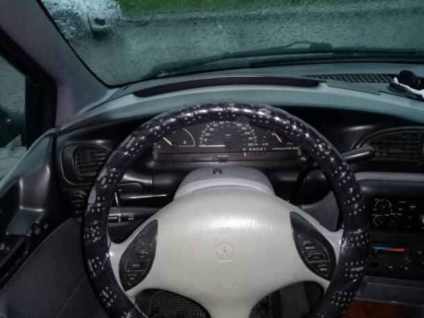Plymouth Voyager III, 7 мест, 1999 г.