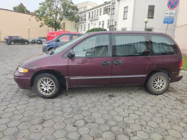 Plymouth Voyager III, 7 мест, 1999 г.