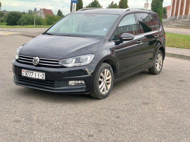 Volkswagen Touran III, 7 мест, 2017 г.
