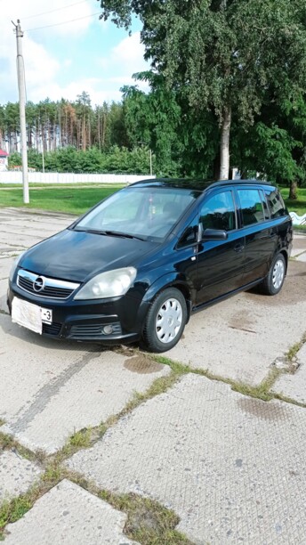 Opel Zafira B, 7 мест, 2007 г.