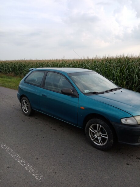 Mazda 323 BA, 1998 г.