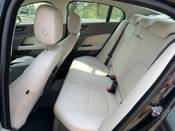 Jaguar XE, 2015 г.