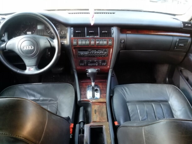 Audi A8 D2, 1995 г.