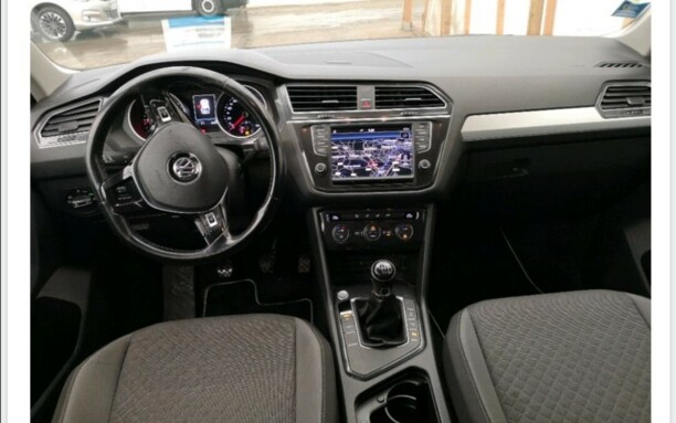 Volkswagen Tiguan II, 2017 г.