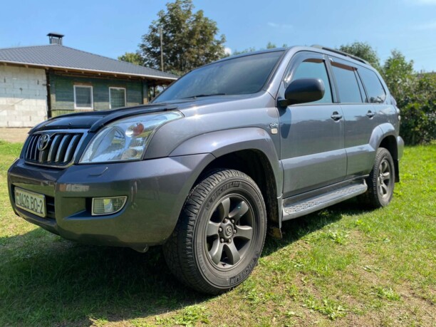Toyota Land Cruiser Prado J120, 7 мест, 2004 г.