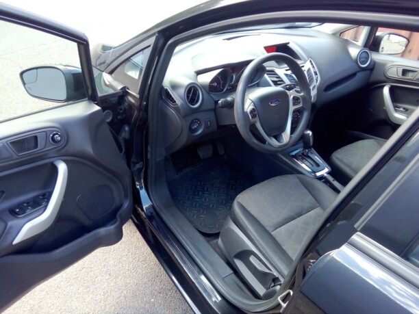 Ford Fiesta VI, 2013 г.