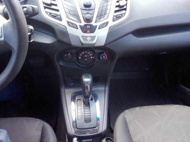 Ford Fiesta VI, 2013 г.