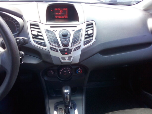 Ford Fiesta VI, 2013 г.