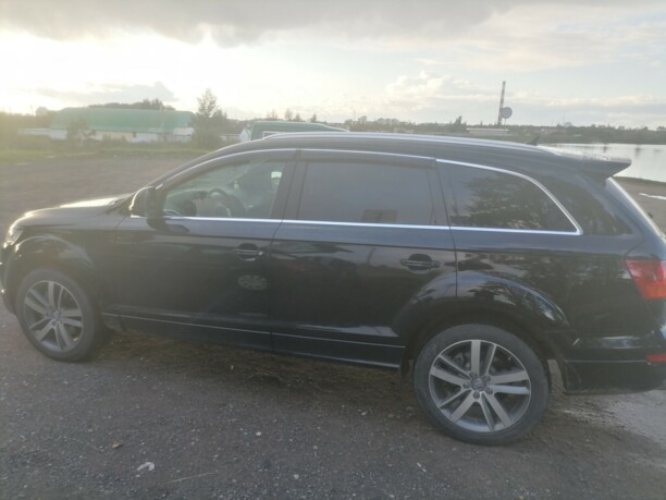 Audi Q7 4L, 7 мест, 2006 г.