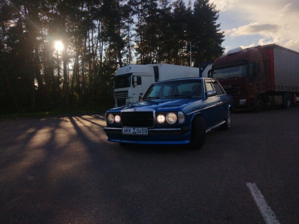Mercedes-Benz E-Класс W123, 1982 г.