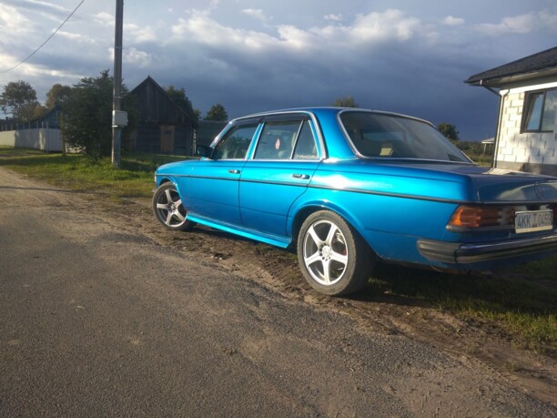 Mercedes-Benz E-Класс W123, 1982 г.
