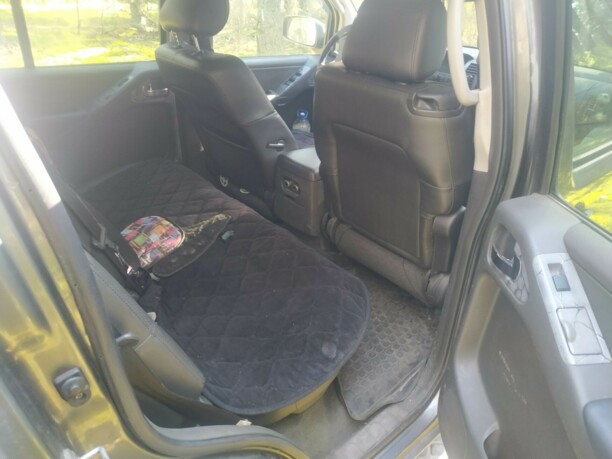 Nissan Pathfinder R51, 7 мест, 2005 г.