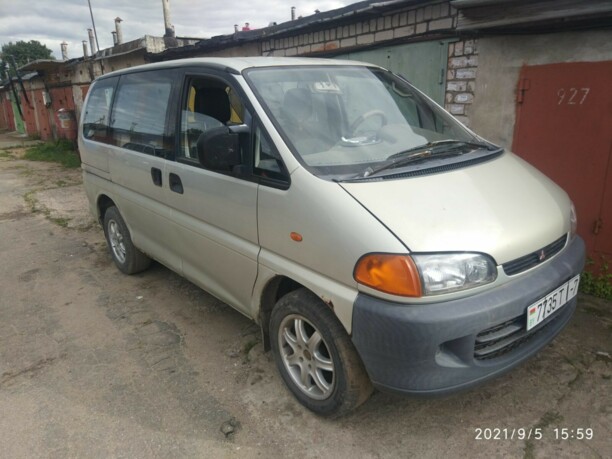 Mitsubishi Space Gear I, 1995 г.