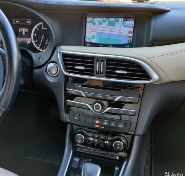 Infiniti QX30, 2017 г.