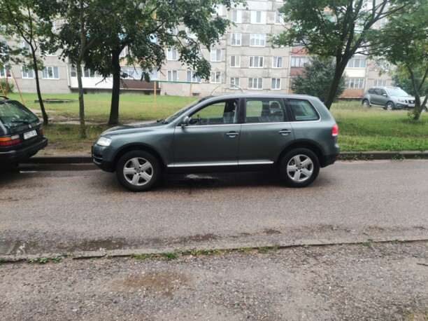 Volkswagen Touareg I, 2004 г.