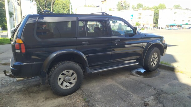 Mitsubishi Montero Sport, 2000 г.
