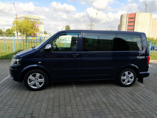 Volkswagen Multivan T5, 2010 г.