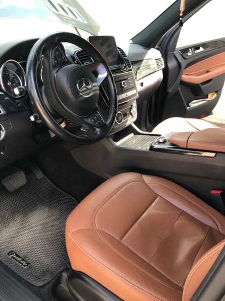 Mercedes-Benz GLS X166, 7 мест, 2018 г.