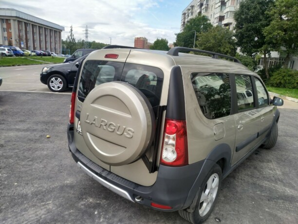 Lada (ВАЗ) Largus, 7 мест, 2018 г.