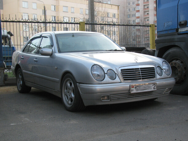 Mercedes-Benz E-Класс W210, S210, 1998 г.