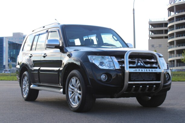 Mitsubishi Pajero IV · Рестайлинг, 7 мест, 2011 г.