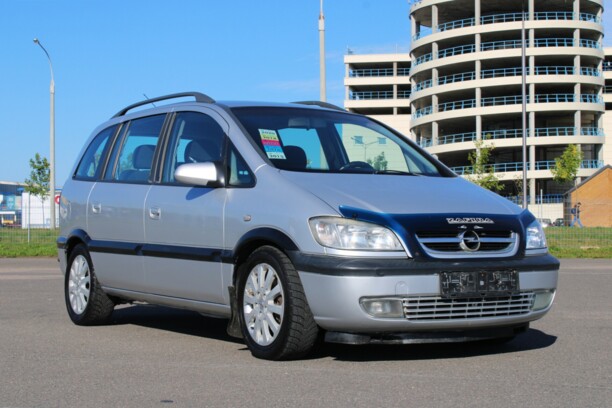 Opel Zafira A, 7 мест, 2003 г.