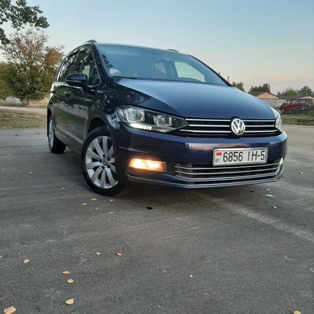 Volkswagen Touran III, 7 мест, 2016 г.