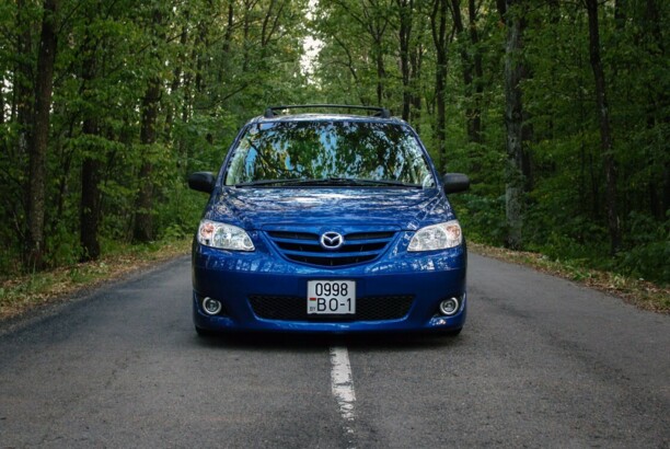 Mazda MPV II · Рестайлинг, 7 мест, 2004 г.