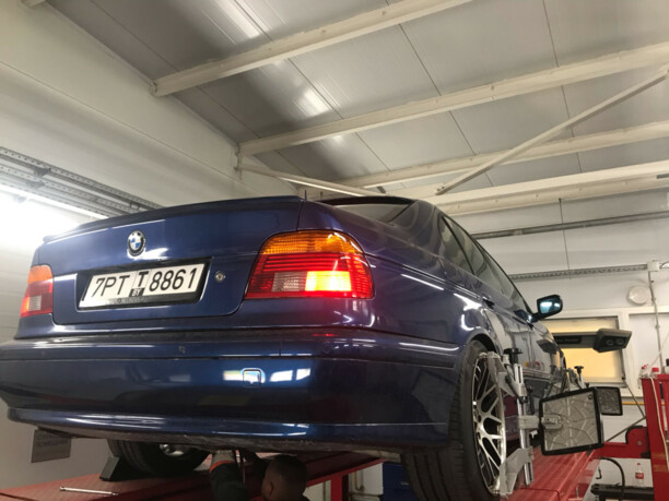 BMW 5 серия E39, 2000 г.